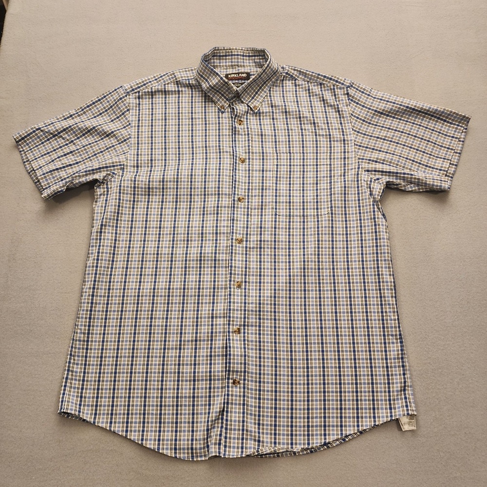Kirkland Signature Mens Large Blue Plaid Button Down Short Sleeve Shirt Non Iron